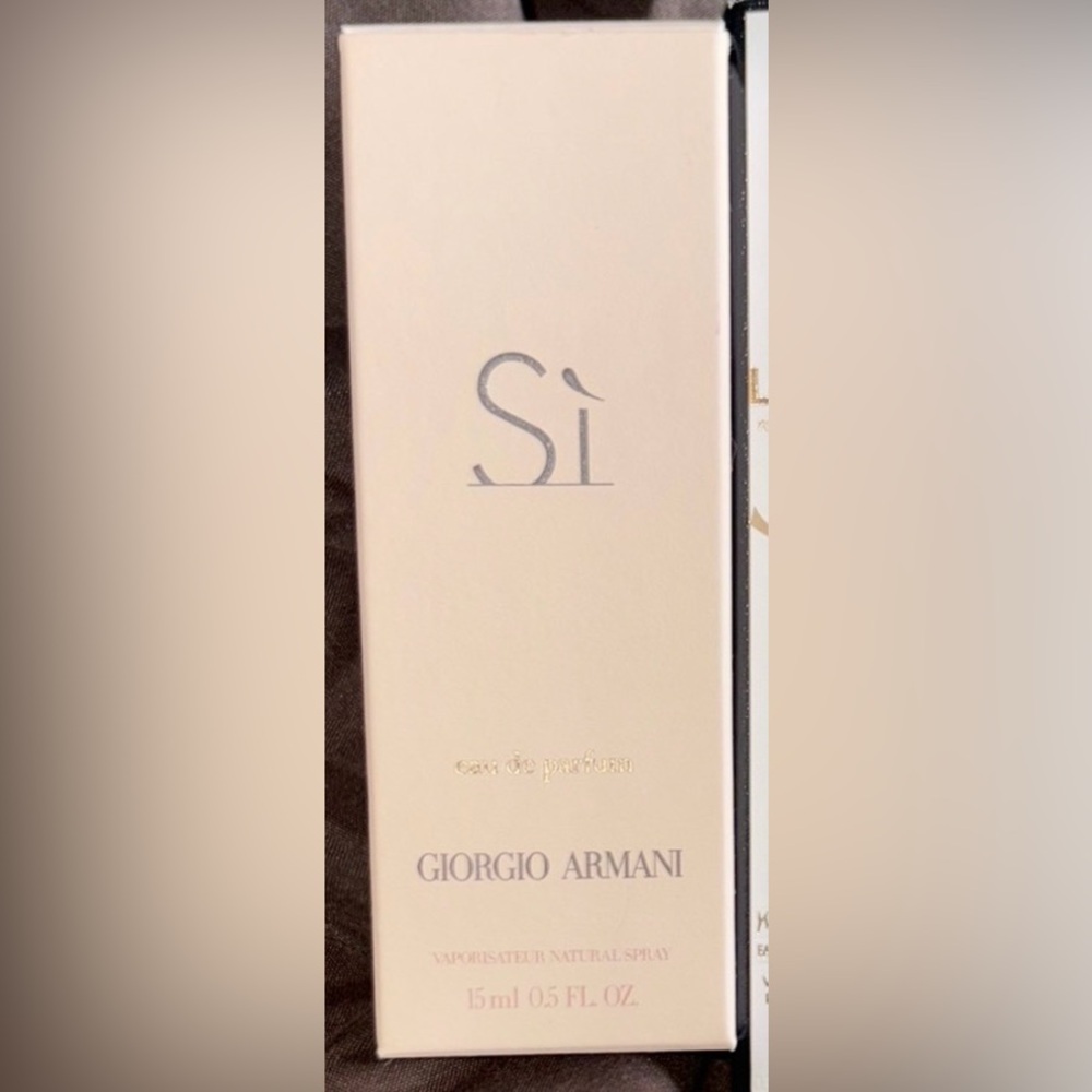 Giorgio Armani Si - Picture 2 of 4